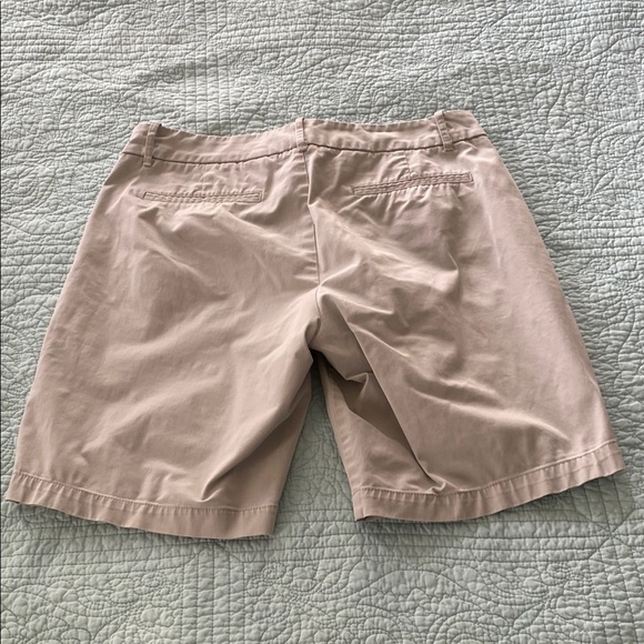 Dockers Tan Bermuda Shorts Relaxed Fit Lightweight - Picture 3 of 3